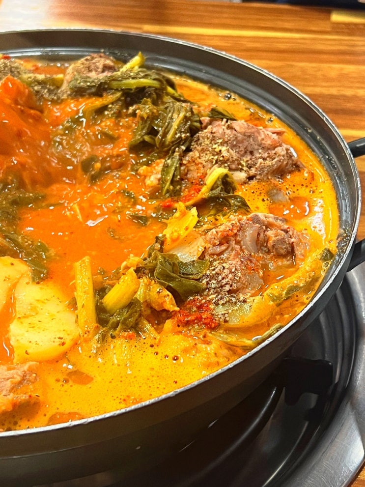  석촌고분역 감자탕 맛집 술이술술 | 주은감자탕
