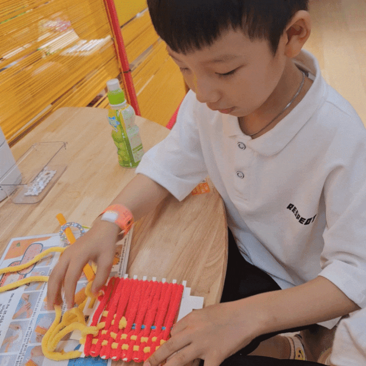  서울공예박물관 어린이박물관 : 뚝딱뚝딱 만들기 3층 체험