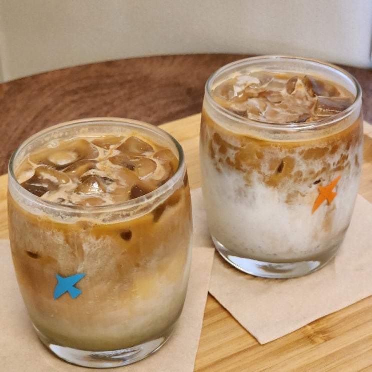  아키라 커피 인천 차이나타운 일본풍 카페 아키라 화이트 그린