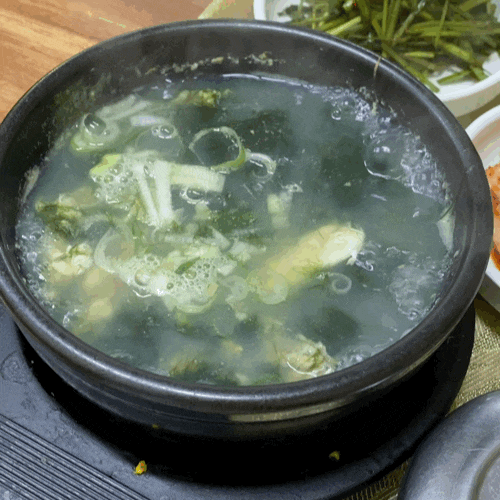  범일동 부산 노포 감성 김명자굴국밥전문점 매생이굴국밥 먹기