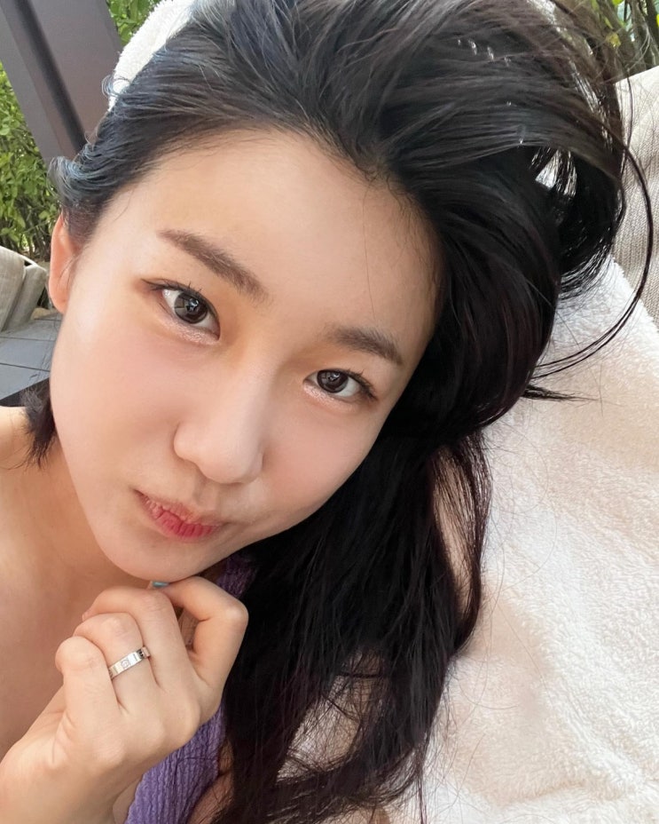 "권은비·소유 긴장할 듯" 가수 출신 유튜버 엘수정, 역대급 비키니 자태 뽐내며 "권은비·소유 긴장할 듯" 가수 출신 유튜버 엘수정, 역대급 비키니 자태 뽐내며
