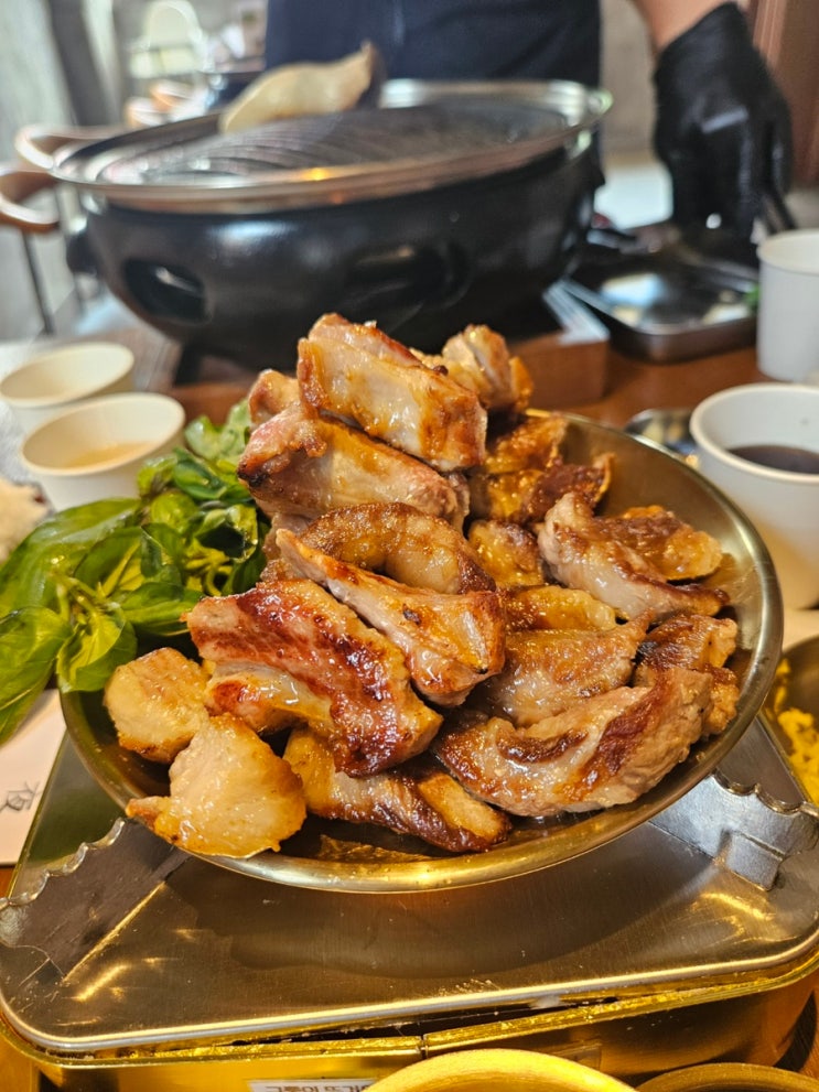  [부산/서면맛집]부산 반찬정갈하고 고기 진짜맛있는집 서면맛집추천,블루리본서베이 선정 설야멱::한우 우둔 육회,특삼겹살,됒 갈비살,얼음김치말이국수