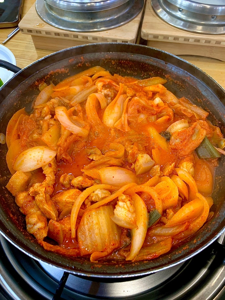  덕양구 서오릉 맛집 데이트코스 추천   (서오릉돼지집/신호등 장작구이)