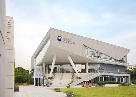  When you meet SEOUL, SEOULMATE : National Hangeul Museum & Han River Picnic [ Lee Chon ]