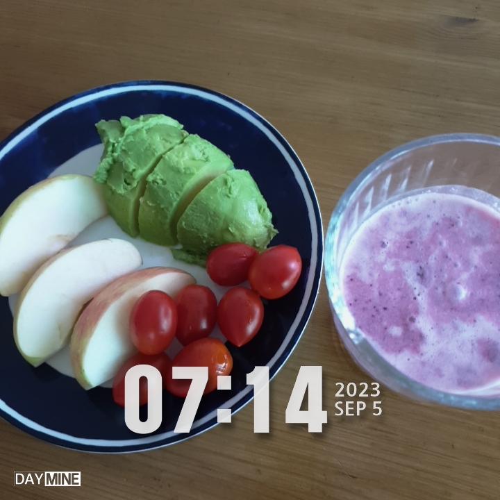  아침 간편식으로 한 끼 과채식