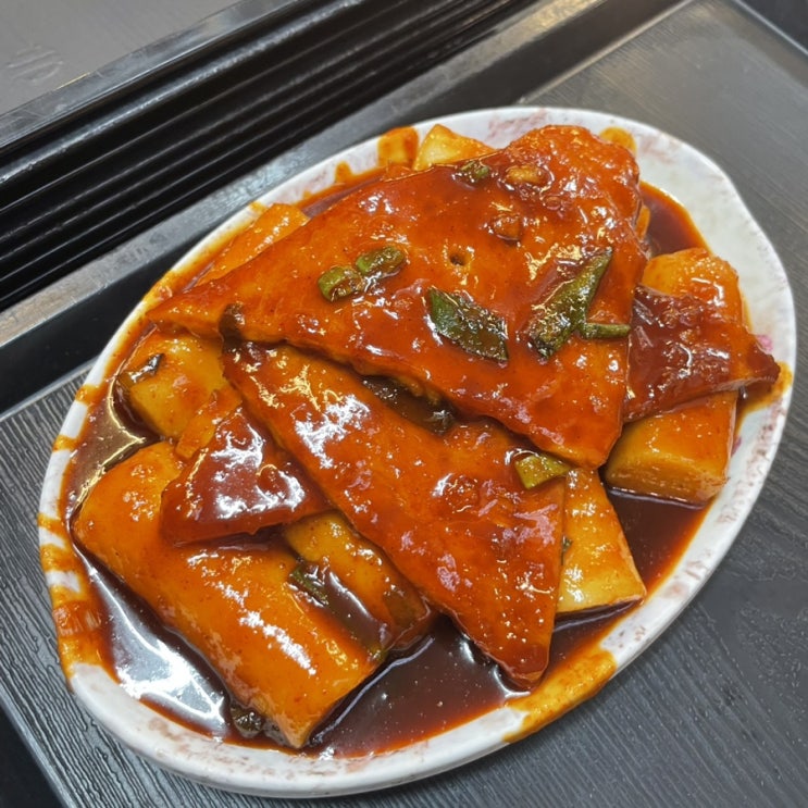 부산여행해운대 전통시장먹거리 줄서먹는 떡볶이집,상국이네 떡볶이::분식한상,떡볶이,어묵,물떡,김밥,오징어튀김 배부르게 먹고갑니다