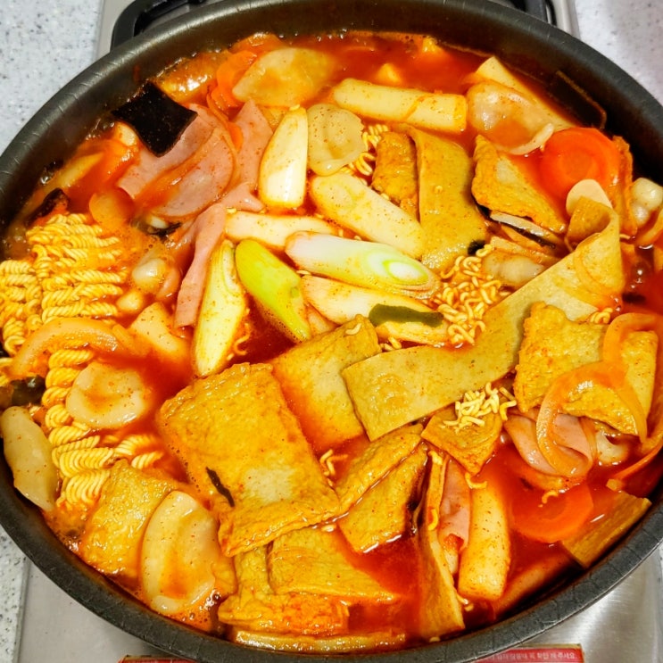 정진푸드 먹태시대 원팩 밀키트 매운 국물 떡볶이 후기 (feat. 간편한 떡볶이 밀키트추천)