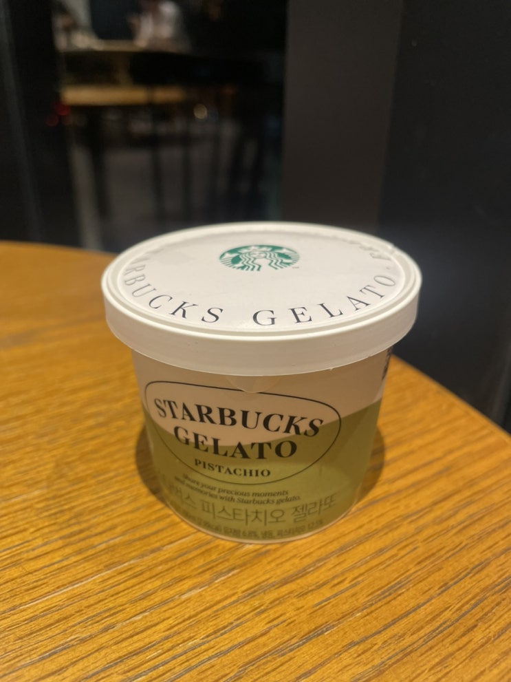  스타벅스에도 아이스크림이? 스벅 신메뉴 피스타치오 젤라또 가격 & 몽블랑 보늬밤 케이크 맛본 후기