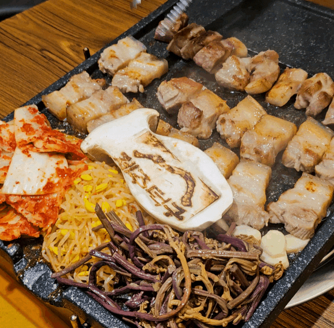  광주 하남동 고깃집 추천, 오겹살 맛있는 제주덕구 하남점