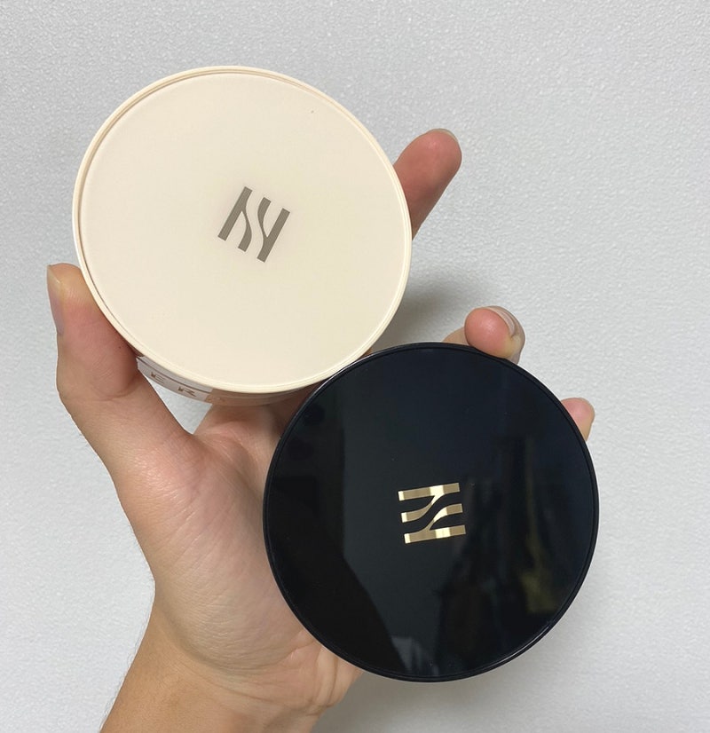 헤라 스킨 래디언트 글로우 쿠션 21N1 블랙쿠션과 비교