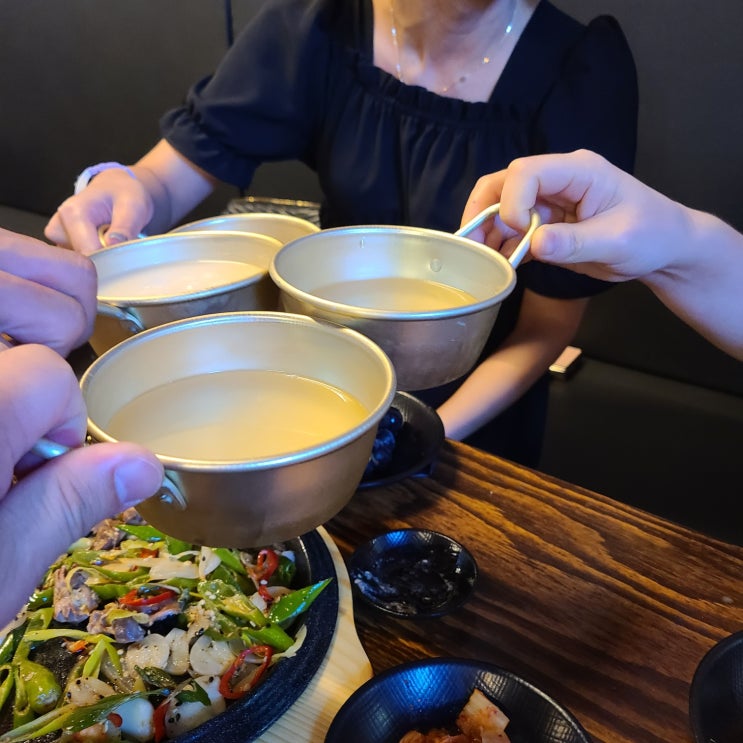  하가지구에서 참치전에 막걸리 한잔 생각날 때~ 어디???동네전빵으로..^^
