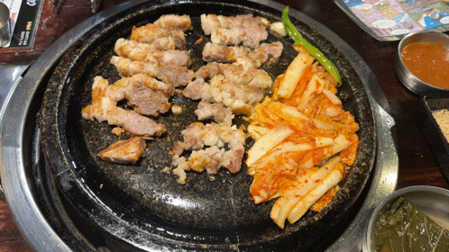  혜화역 내돈내산 대학로 고기 맛집 <삼겹살 전문점 대통령>
