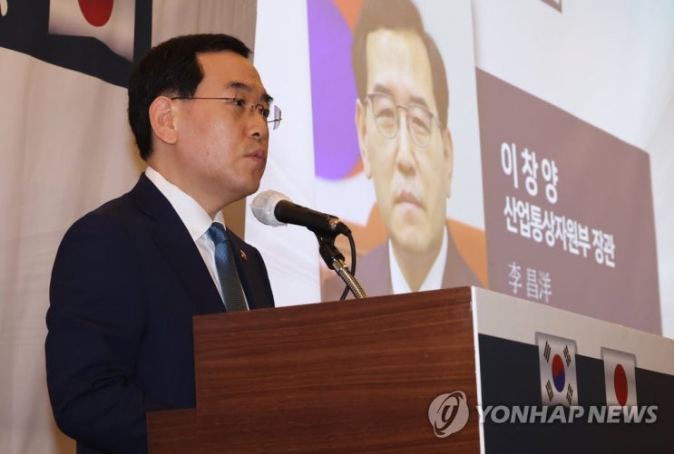 지게차·굴착기도 수소연료전지로…전용 수소충전소 운영 시작 지게차·굴착기도 수소연료전지로…전용 수소충전소 운영 시작