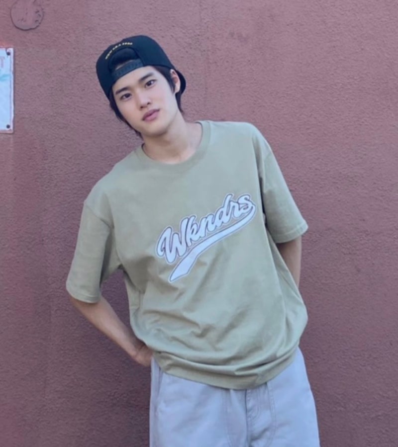 230903 RIIZE Sohee官方Instagram限時動態中的短袖T恤穿搭資訊！
