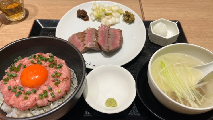 도쿄 긴자 도큐플라자 식당가 식사 후기 (센리큐 우설, 네무로하나마루 스시 포장)