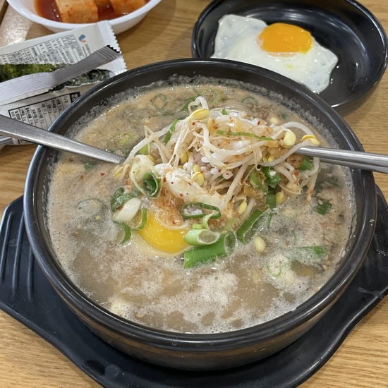 [세니세끼in전주] 전주 콩나물국밥 TOP 3. ‘삼백집’ 맛있지만 저는…