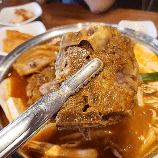  마산맛집 마산감자탕맛집 어시장맛집 찐한국물의 <남다른 감자탕 마산어시장점>