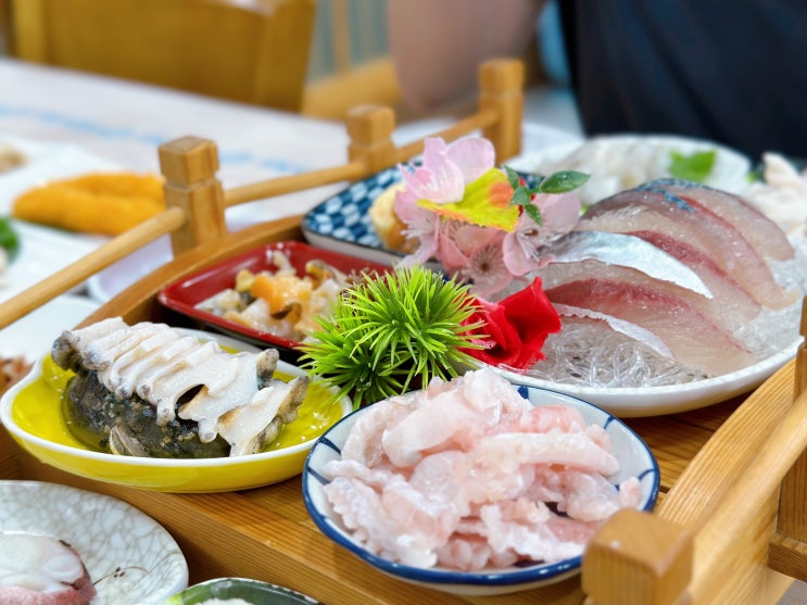  속초 맛집 동명항 대게 자연산회 영금정활어회센타 C코스