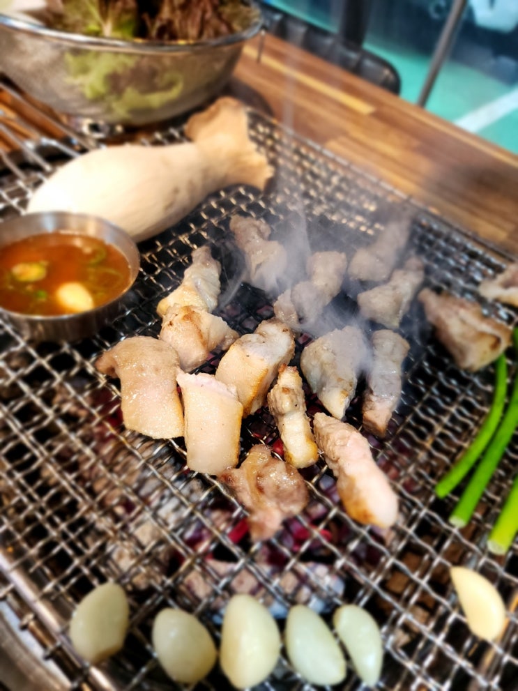  대구 북구 사수동 고기 맛집 부위별로 맛볼 수 있어 좋았던 1971 김해뒷고기