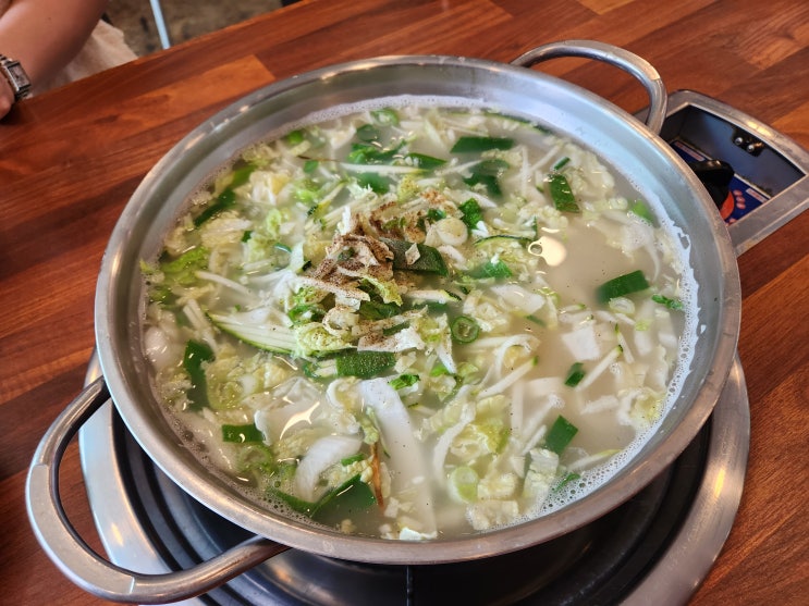 인천 영종도 운남동 칼국수, 보쌈 무한리필 집 조은전골칼국수 내 돈 내산 후기 인천 영종도 운남동 칼국수, 보쌈 무한리필 집 조은전골칼국수 내 돈 내산 후기