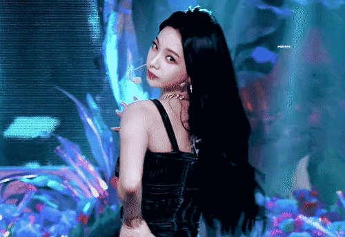 에스파 카리나 데뷔부터 나의 여돌 최애 >_<