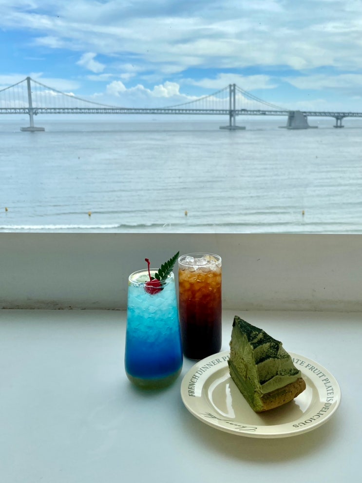  부산 광안리 해변 카페 뚜벅스 광안점 오션뷰 맛집 추천하는 이유