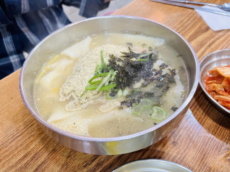  망원시장 칼국수 수제비 맛집추천 홍두깨손칼국수