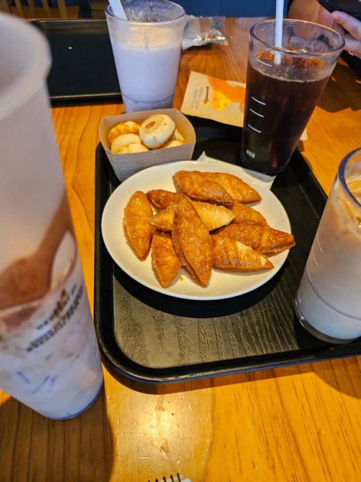  스타벅스 군자역점 :모모 오프 모임