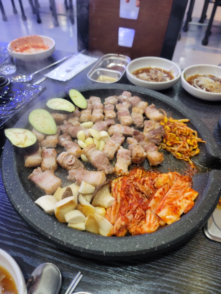  [경산 하양맛집] 뜨란꽃삼겹  (구 무린생오리) 고기집 리뷰!!