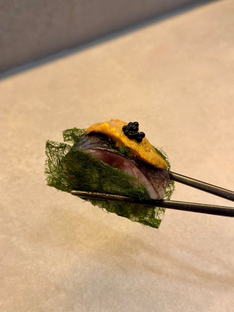 청담그늘 | 미쳤.. 메뉴가 너무 맛있는 청담 와인바 feat. 우니 그득 고등어 봉초밥 : 네이버 블로그, image size:800x1067