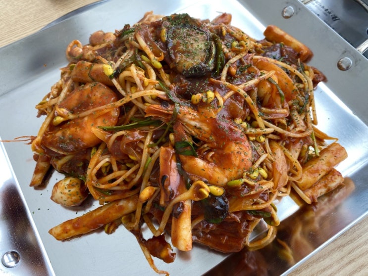  군산 조촌동 호돌이해물등뼈찜감자탕 산더미해물등뼈찜 보통맛 후기