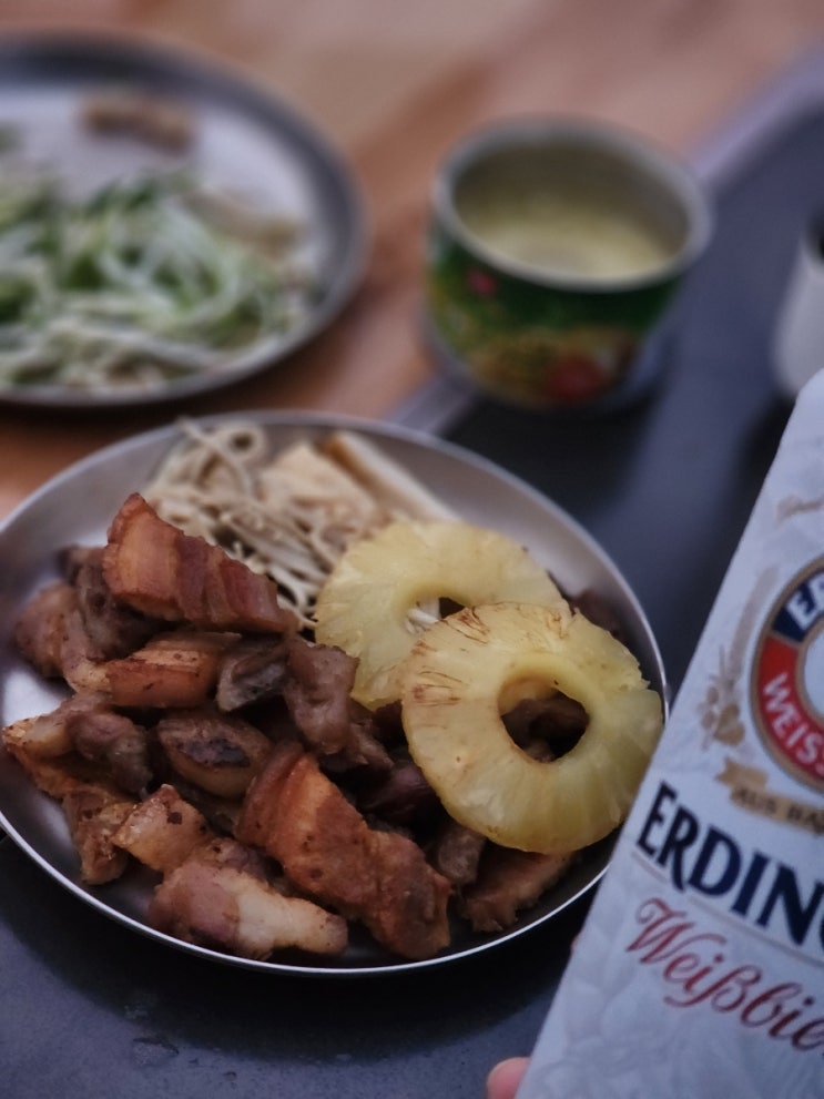  캠핑밀키트 캠핑고기 피그캠 삼겹살 목살 한돈세트 캠핑 바베큐 고기 맛집