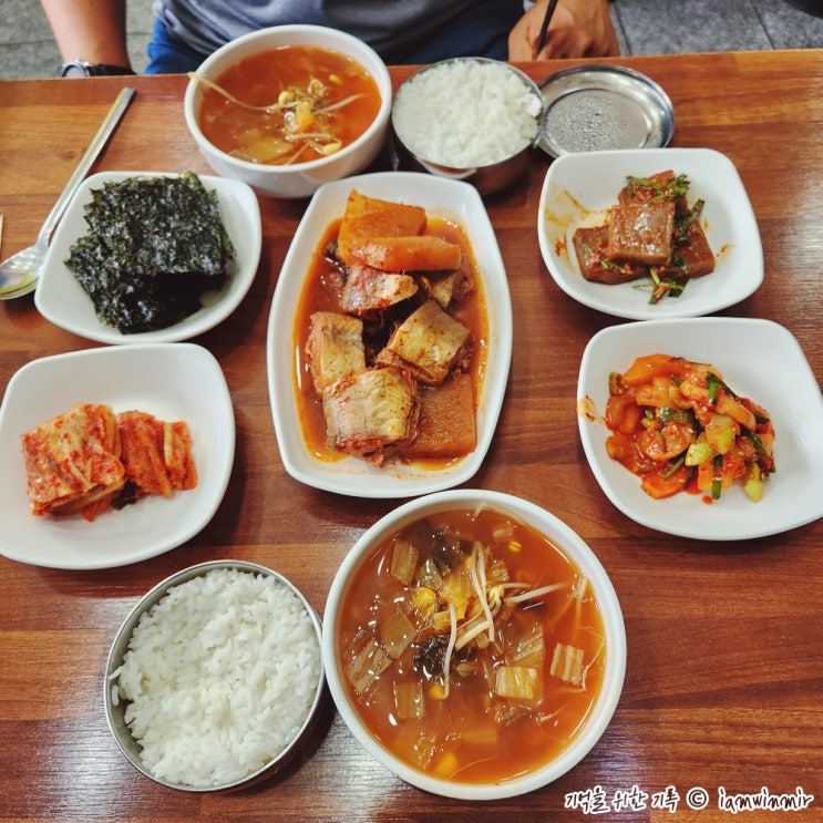 맛 좋고 친절한 백반 맛집 가산동 꿀밥