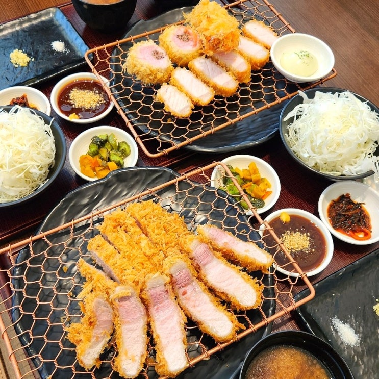  정갈하게 나오는 육즙 가득 강남 돈까스 맛집 정돈