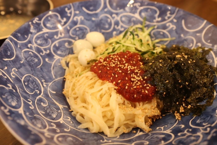  2인분 같은 1인분의 정석 매탄 선비 칼국수