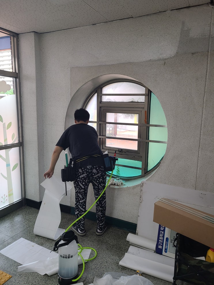학교 리조트 미술관 유리 시선 차단 안전필름 시공사례
