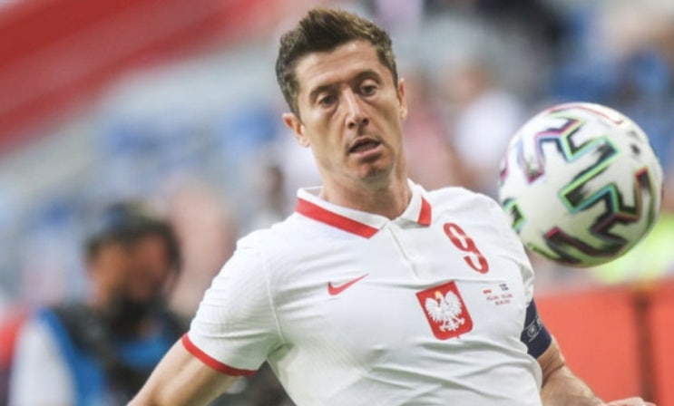 UEFA EURO 유로2024 예선 6라운드 그리스 지브롤터 알바니아 폴란드 리투아니아 세르비아 산마리노 슬로베니아 UEFA EURO 유로2024 예선 6라운드 그리스 지브롤터 알바니아 폴란드 리투아니아 세르비아 산마리노 슬로베니아