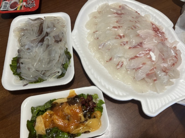  [속초횟집] 속초중앙시장맛집 서울횟집에서 참돔, 오징어회 포장/ 중앙시장회센터