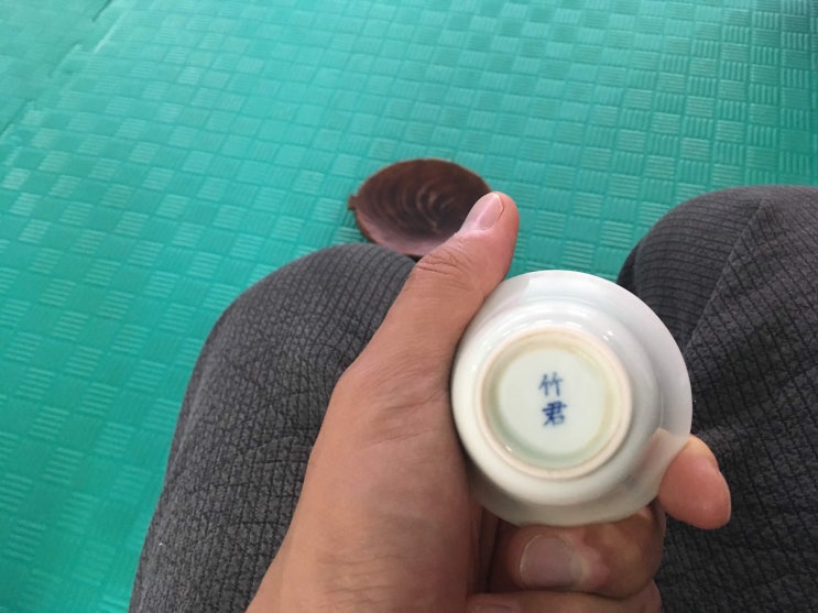  하루종일 요가만 하면 행복할 것 같다..?