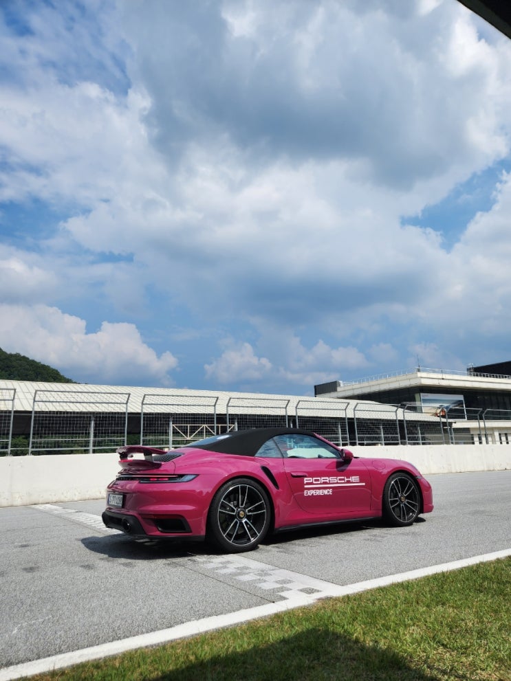 PWRS(Porsche World Roadshow) 2023 참가 후기 #4 점심식사 & 카이엔 시승 &택시 드라이브