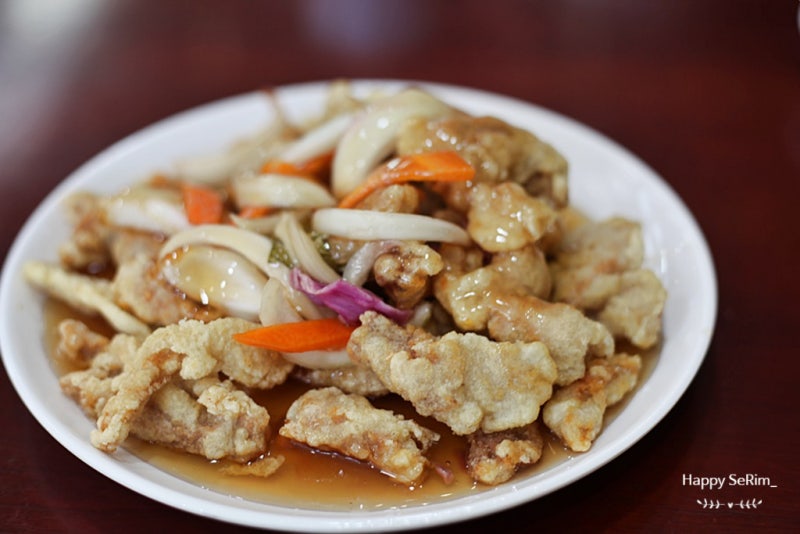 오랜 시간 도민들이 찾는 제주 중식당 노형 중국집 맛집 - 제주 래원