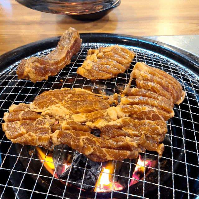  '맛잘알'이 추천하는 청천동 갈비 대명사 청천면옥화로가