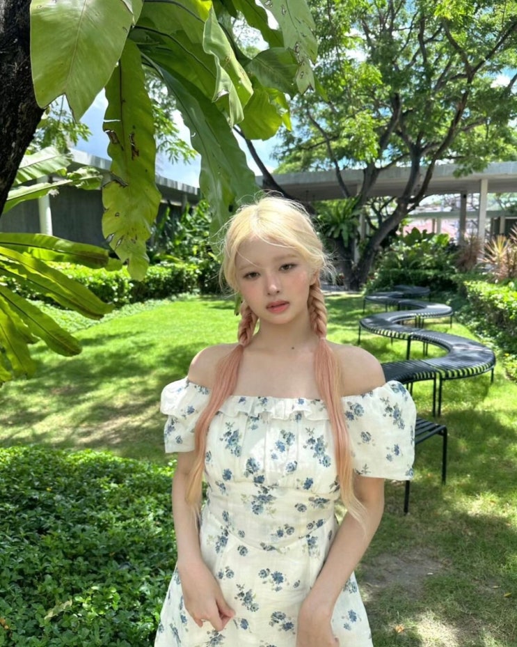 아이브 레이, 소개팅 해봤냐는 질문에 극구 부인 "혼자 살 거다" 아이브 레이, 소개팅 해봤냐는 질문에 극구 부인 "혼자 살 거다"