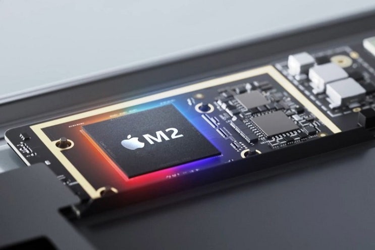 애플 M2 칩 장착한 아이패드 에어 6 출시 올해 프로와 미니 7 출시안해!