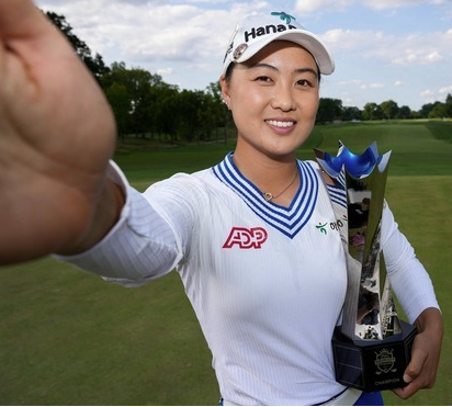 [LPGA] <b>크로거</b>  퀸시티 챔피언십 연장 끝 이민지 시즌 첫 <b>우승</b>!!... 