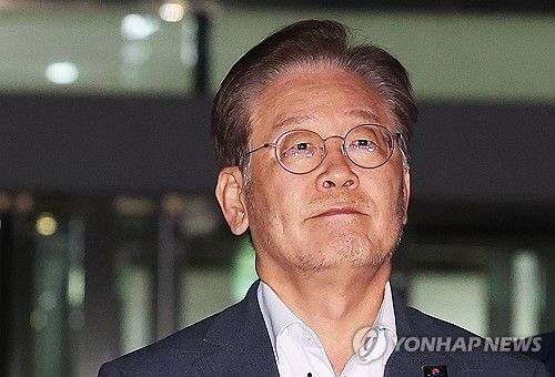 하루에 못 끝낸 이재명 대북 송금 관련 검찰 조사 기사