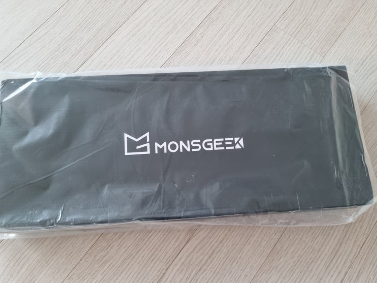 MONSGEEK 몬스긱 기계식 키보드 mg108b 구매