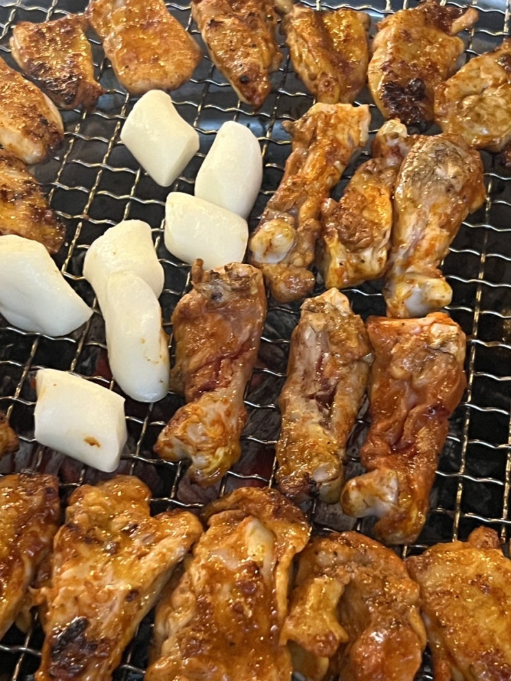 [상도 맛집] 숯불에 닭!! 숯불에 진짜 닭갈비와 닭 특수부위집