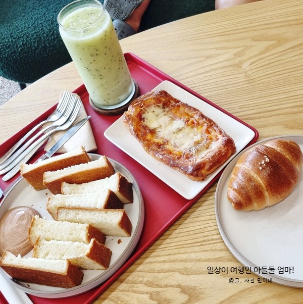 경주 소금빵 성건동 브로피카페 소금빵에 진심인 카페