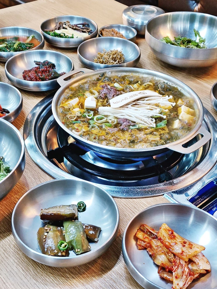  들안길 맛집 수성구 한우 요리 원탑 솔밭생수식당